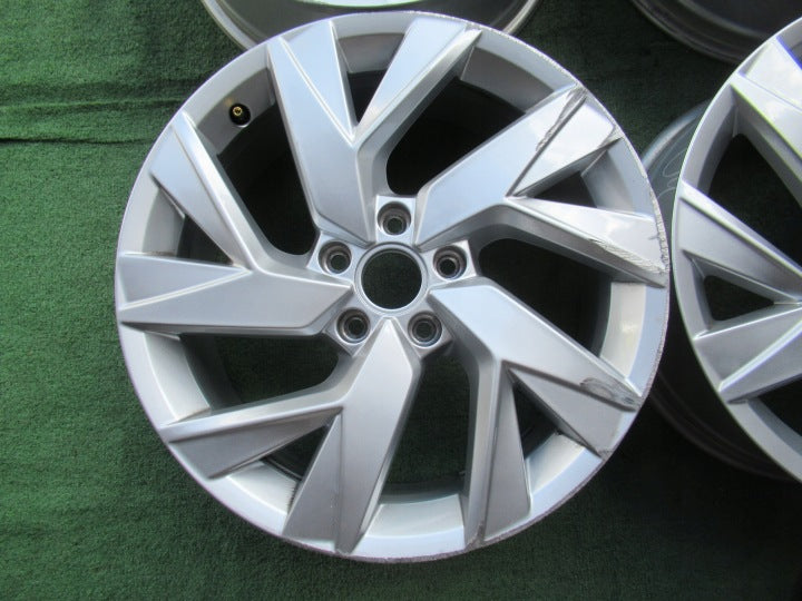 4x Alufelge 18 Zoll 7.0" 5x112 43ET Glanz Silber 5NA601025 VW Tiguan Rim Wheel FEL5497389489ku
