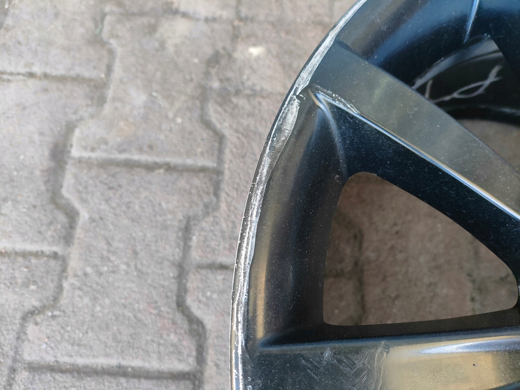 1x Alufelge 18 Zoll 8.0" 5x120 30ET 6867128 BMW 5 F11 6 F06 F10 F12 F13