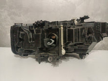 Laden Sie das Bild in den Galerie-Viewer, Frontscheinwerfer BMW 5 G31 G30 5A388C4-04 1EX2640 Rechts Scheinwerfer Headlight SCH8700073468us