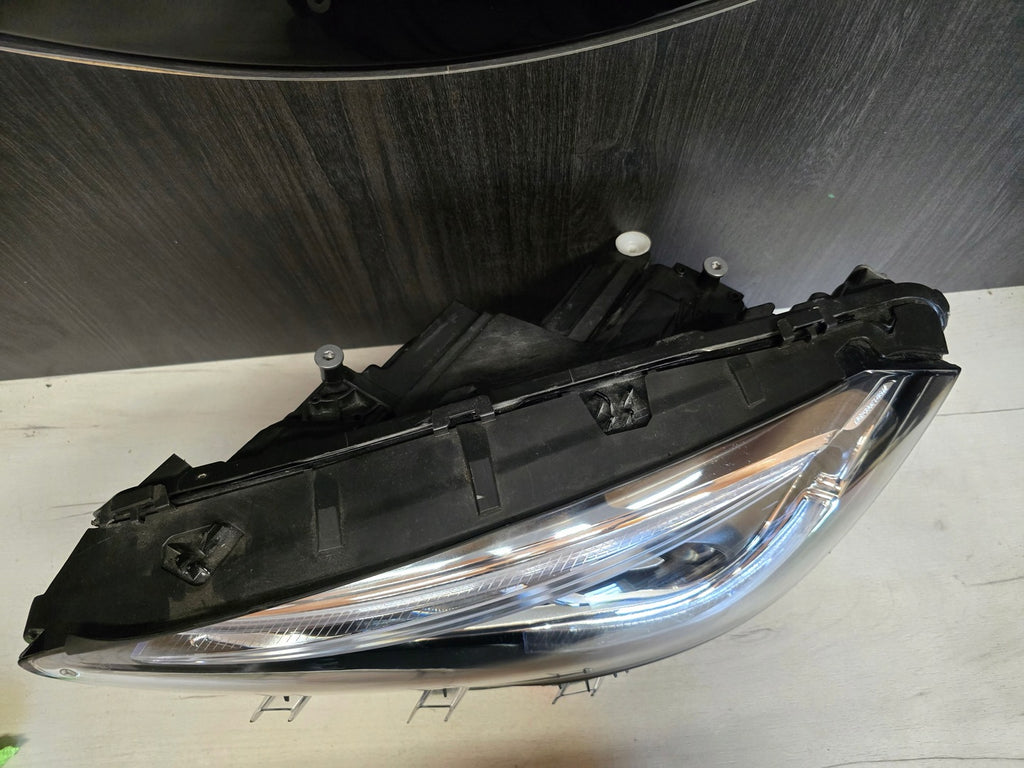Frontscheinwerfer Mercedes-Benz W247 A2479066902 LED Links Headlight SCH1711482130nd