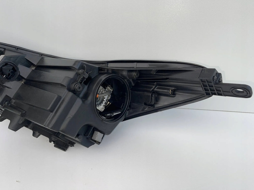 Frontscheinwerfer Kia Sportage Ql 21022018095 92102-F1110 Rechts Headlight