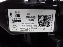 Laden Sie das Bild in den Galerie-Viewer, Frontscheinwerfer Seat Arona 6F1941006E Full LED Rechts Scheinwerfer Headlight