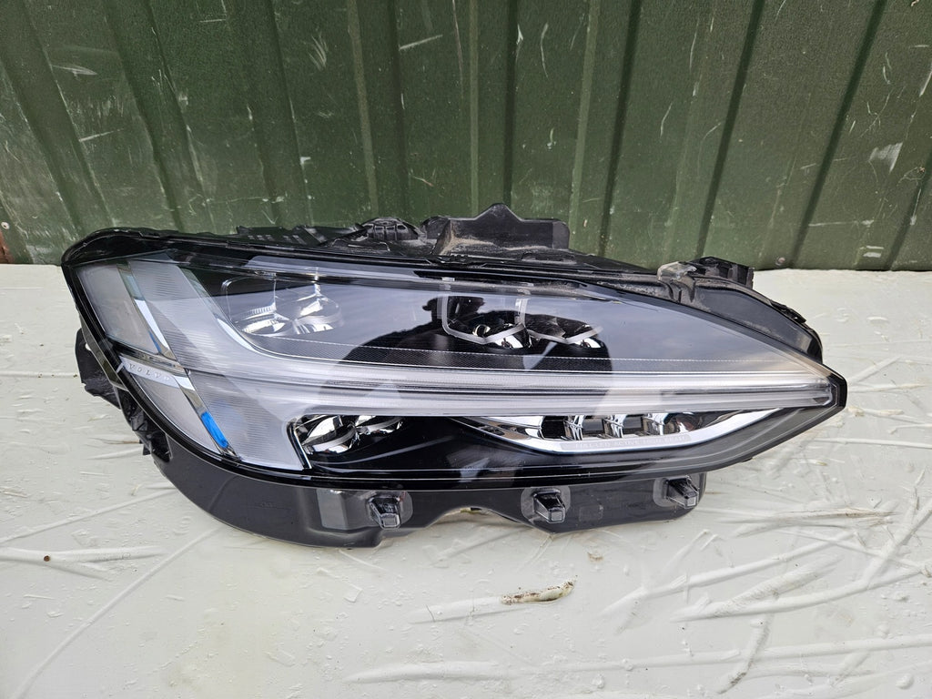 Frontscheinwerfer Volvo S90 V90 31468901_V90 31468901 LED Rechts Headlight SCH2259606890hg