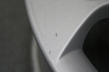 Load image into Gallery viewer, 1x Alufelge 17 Zoll 7.5" 5x112 52ET Glanz Silber 6856065 BMW X1 F48 Rim Wheel FEL6954074435mt