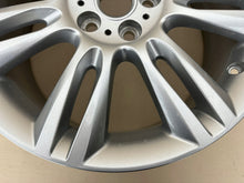 Laden Sie das Bild in den Galerie-Viewer, 1x Alufelge 18 Zoll 7.5&quot; 5x108 46ET GX73-1007 Jaguar Xe Rim Wheel