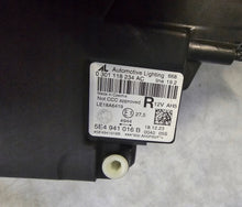 Laden Sie das Bild in den Galerie-Viewer, Frontscheinwerfer Skoda Octavia IV 5E4941016B Rechts Scheinwerfer Headlight SCH2336387864lz