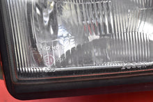 Laden Sie das Bild in den Galerie-Viewer, Frontscheinwerfer Opel Frontera B 1305235379 Rechts Scheinwerfer Headlight SCH2104742097vb