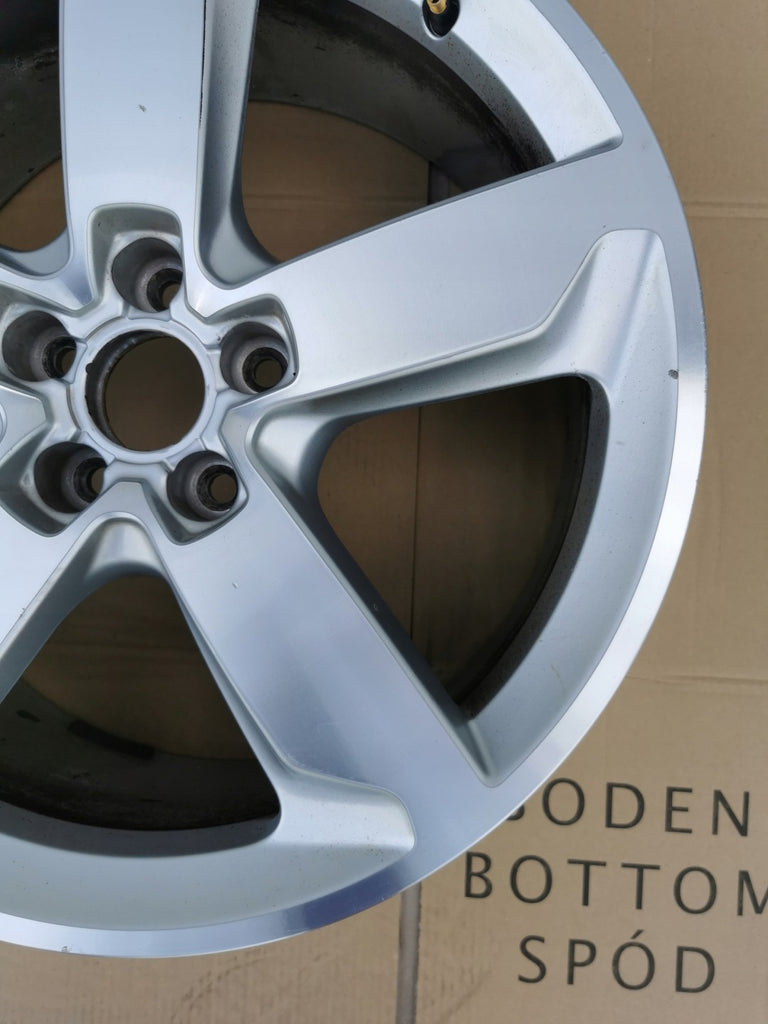 1x Alufelge 19 Zoll 8.0" 5x112 39ET Glanz Silber 8R0601025J Audi Q5 Rim Wheel FEL3226257284pg