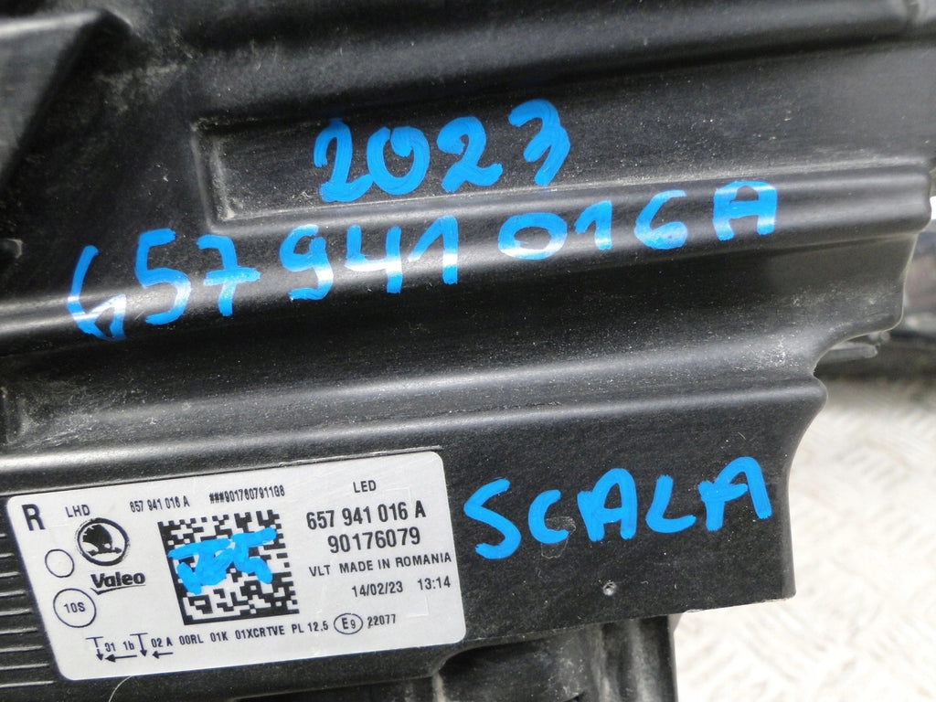 Frontscheinwerfer Skoda Scala Ein Satz Scheinwerfer Headlight SCH9788723378mu