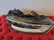 Laden Sie das Bild in den Galerie-Viewer, Frontscheinwerfer Audi Q3 8U0941006 Xenon Rechts Scheinwerfer Headlight SCH4522287536lo