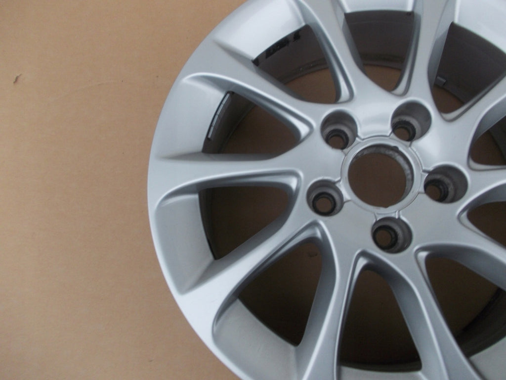 1x Alufelge 16 Zoll 6.5" 5x112 46ET Glanz Silber 8V0601025BM Audi A3 Rim Wheel FEL6434964082dd