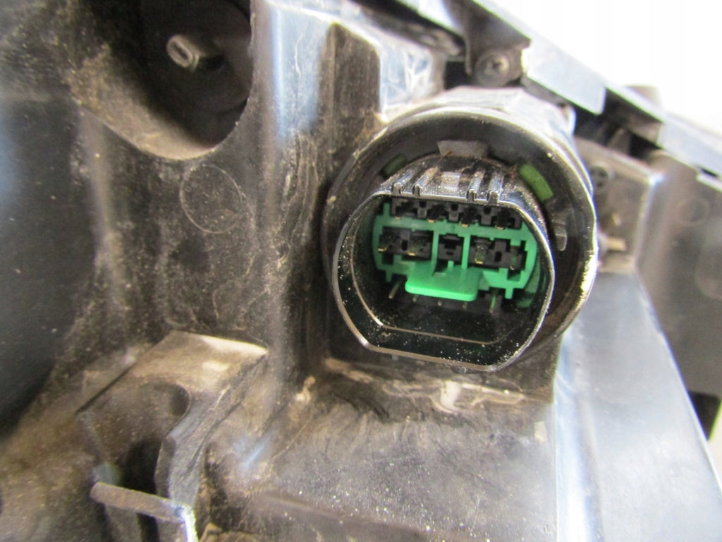 Frontscheinwerfer Hyundai Tucson 92101-D7700 LED Ein Stück (Rechts oder Links)