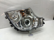 Laden Sie das Bild in den Galerie-Viewer, Frontscheinwerfer Mercedes-Benz A9608200739 Xenon Rechts Scheinwerfer Headlight