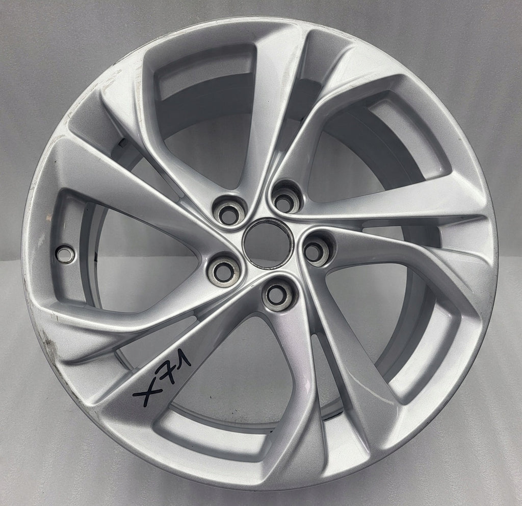 1x Alufelge 17 Zoll 7.5" 5x105 44ET Glanz Silber 13409657 OP114 Opel Astra
