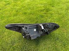 Laden Sie das Bild in den Galerie-Viewer, Frontscheinwerfer Kia Sportage 92101-F1010 LED Links Scheinwerfer Headlight SCH7423503338zx