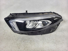Laden Sie das Bild in den Galerie-Viewer, Frontscheinwerfer Mercedes-Benz W177 A1779064703 LED Links Headlight SCH7846802837ko