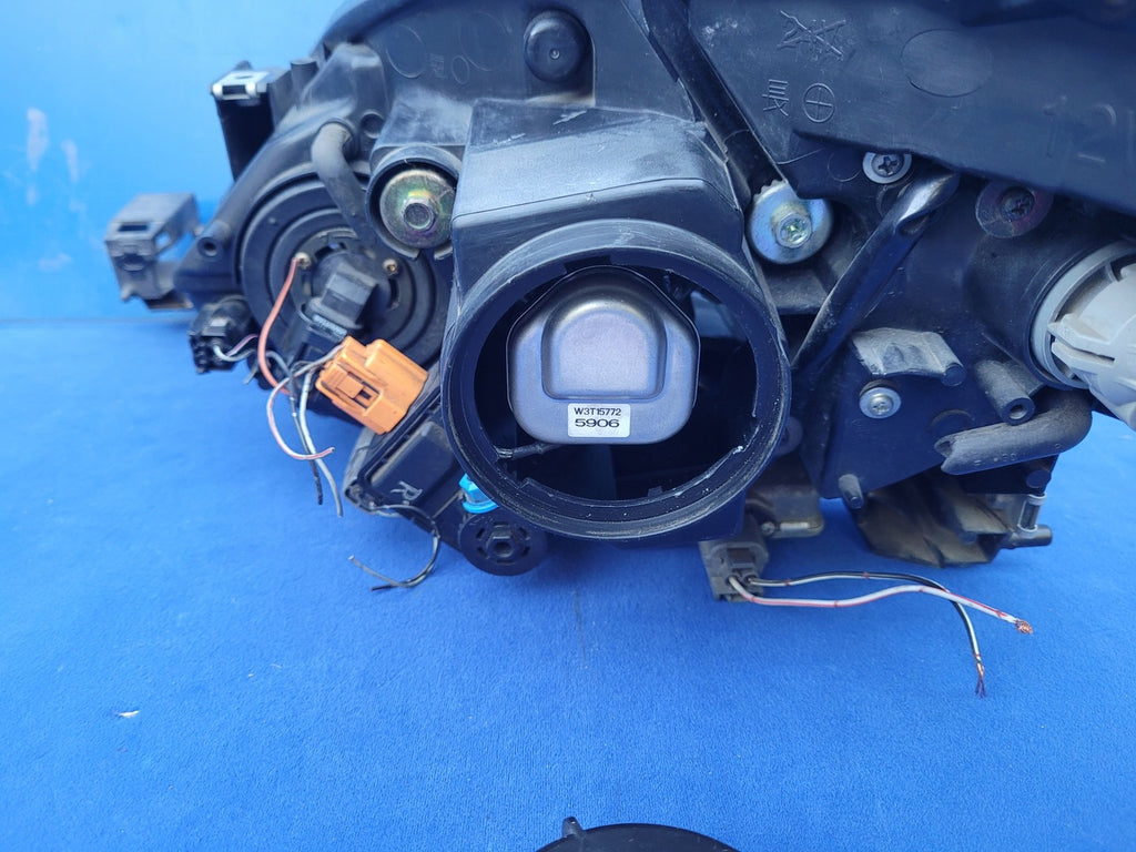 Frontscheinwerfer Mazda 5 C235-51030 Xenon Rechts Scheinwerfer Headlight