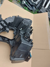 Laden Sie das Bild in den Galerie-Viewer, Frontscheinwerfer Renault Master I 260608459R Links Scheinwerfer Headlight SCH1316100972tx