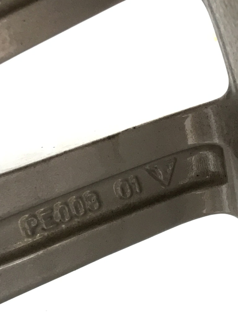 1x Alufelge 19 Zoll 10.5" 5x130 62ET 971601025F Porsche Panamera Rim Wheel