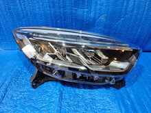 Laden Sie das Bild in den Galerie-Viewer, Frontscheinwerfer Renault Captur I 260107244R Full LED Rechts Headlight SCH3261057293nk