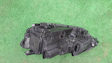 Laden Sie das Bild in den Galerie-Viewer, Frontscheinwerfer VW Touran 5TB941082A LED Rechts Scheinwerfer Headlight SCH3109538681ea