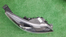 Laden Sie das Bild in den Galerie-Viewer, Frontscheinwerfer Ford Focus BM51-13W029-CJ Rechts Scheinwerfer Headlight SCH1885109232nu