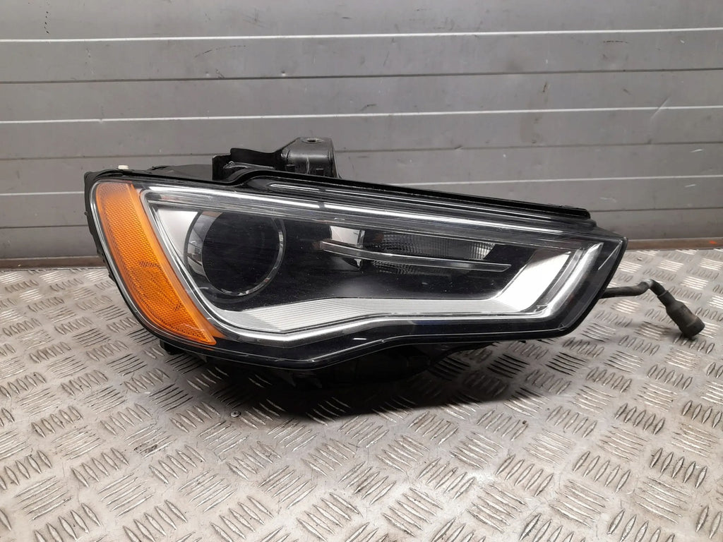 Frontscheinwerfer Audi A3 8V0941006B Rechts Scheinwerfer Headlight