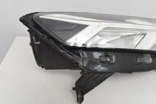 Laden Sie das Bild in den Galerie-Viewer, Frontscheinwerfer Dacia Sandero III 260107978R Rechts Scheinwerfer Headlight