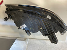Load image into Gallery viewer, Frontscheinwerfer VW Passat 3G1941082P LED Rechts Scheinwerfer Headlight SCH5578965560wz