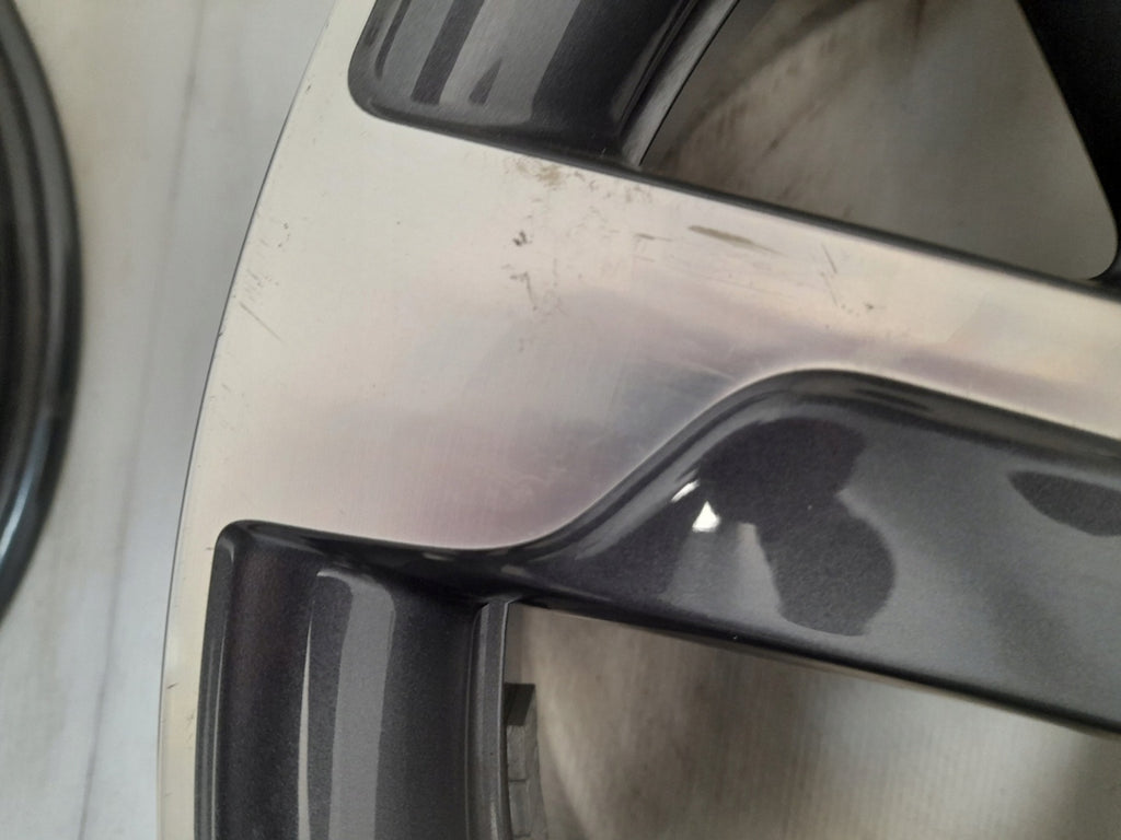 1x Alufelge 19 Zoll 8.0" 5x114.3 42ET Glanz Graphit 403009818R Renault I FEL3035261084ej