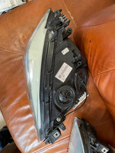 Load image into Gallery viewer, Frontscheinwerfer BMW 7 F01 F02 7182154 7182153 Bi-Xenon Ein Satz Headlight SCH4660561143uo