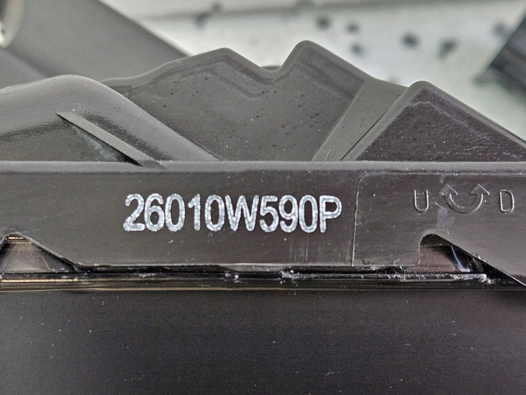 Frontscheinwerfer Mitsubishi L200 Triton 26010W590P LED Rechts Headlight