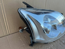 Load image into Gallery viewer, Frontscheinwerfer Toyota Avensis LED Rechts Scheinwerfer Headlight SCH1717973319mt