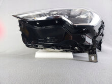 Laden Sie das Bild in den Galerie-Viewer, Frontscheinwerfer Audi Q3 83A941011 Full LED Links Scheinwerfer Headlight