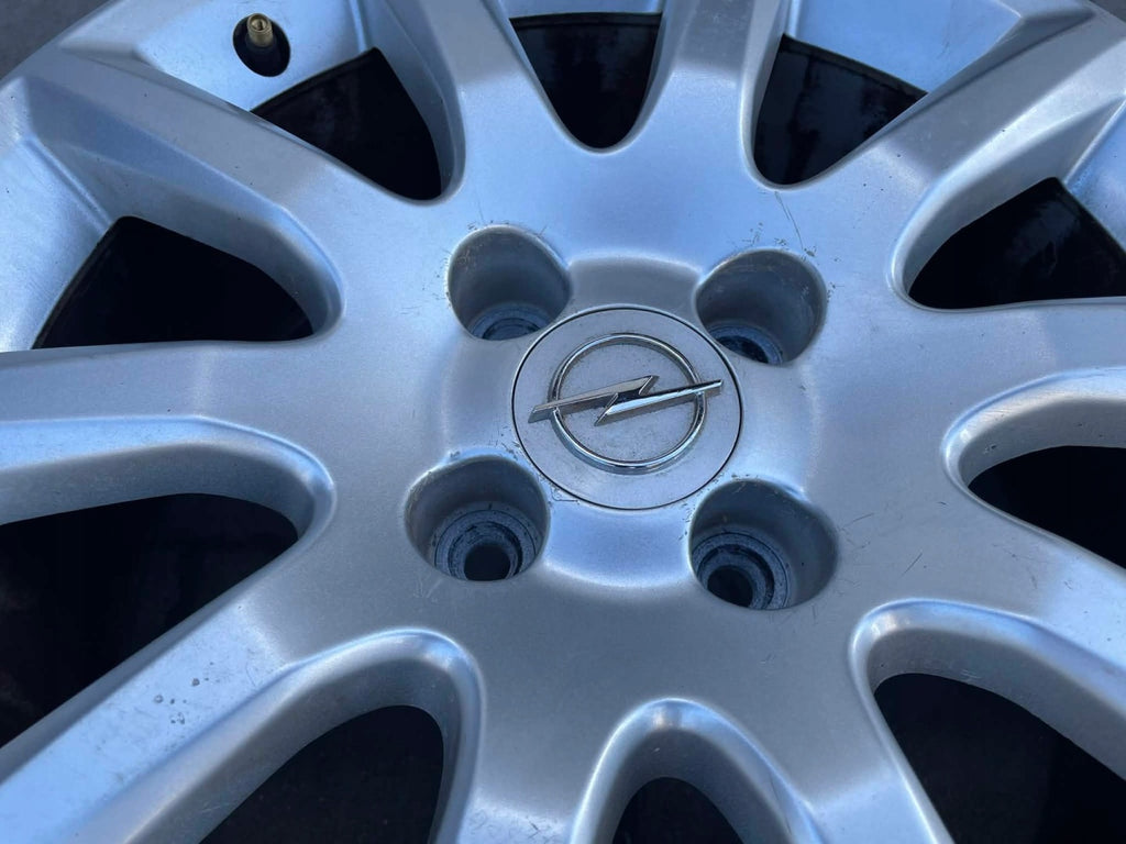 1x Alufelge 16 Zoll 6.5" 4x100 37ET Glanz Silber 13116621 Opel Astra H Meriva B FEL5147678353aw