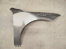 Laden Sie das Bild in den Galerie-Viewer, Kotflügel Mercedes-Benz Cla Amg Vorne Rechts