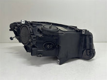 Laden Sie das Bild in den Galerie-Viewer, Frontscheinwerfer BMW 5 F11 F10 1ZS010-131-41 7203251-12 Xenon Links Headlight SCH5019219051ho