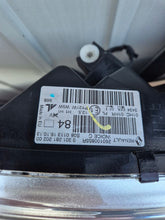 Laden Sie das Bild in den Galerie-Viewer, Frontscheinwerfer Renault Captur I 260100855R Rechts Scheinwerfer Headlight SCH2211877071lr