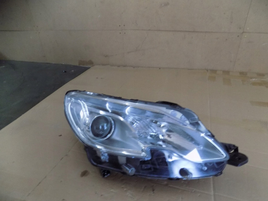 Frontscheinwerfer Peugeot 2008 9677810280 Rechts Scheinwerfer Headlight