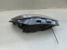 Laden Sie das Bild in den Galerie-Viewer, Frontscheinwerfer Ford Focus MX7B-13E14 Rechts Scheinwerfer Headlight