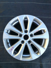 Load image into Gallery viewer, 1x Alufelge 16 Zoll 6.5&quot; 5x114.3 44ET 403005287R Renault Talisman Rim Wheel