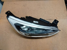 Laden Sie das Bild in den Galerie-Viewer, Frontscheinwerfer Ford Focus JX7B-13E014-AE Full LED Rechts Headlight SCH3570591690la