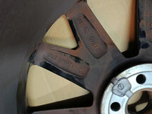 Laden Sie das Bild in den Galerie-Viewer, 1x Alufelge 18 Zoll 7.0&quot; 5x112 39ET 2GM601025Q Skoda T-Cross Rim Wheel