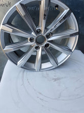 Load image into Gallery viewer, 1x Alufelge 17 Zoll 7.0&quot; 5x112 3G0601025D VW Passat B8 Rim Wheel