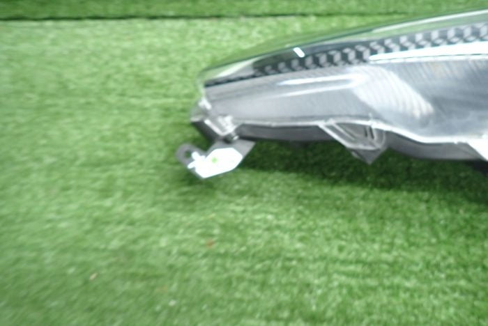 Frontscheinwerfer Toyota Yaris Rechts Scheinwerfer Headlight SCH4964728994gi