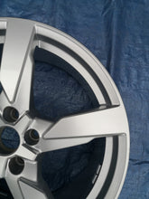 Laden Sie das Bild in den Galerie-Viewer, 1x Alufelge 19 Zoll 9.0" 5x112 52ET 8S0601025AA Audi Tt Rim Wheel FEL6159899918ev