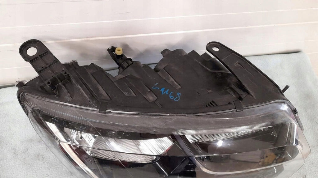 Frontscheinwerfer Dacia Duster RKC11390 Vorderseite Scheinwerfer Headlight
