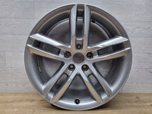 Load image into Gallery viewer, 1x Alufelge 18 Zoll 7.0&quot; 5x112 43ET Glanz Silber 8U0601025AA Audi Q3 Rim Wheel