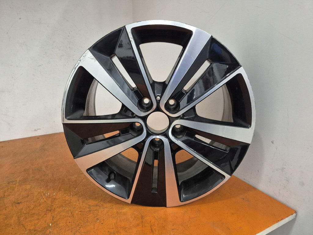 1x Alufelge 17 Zoll 7.0" 5x114.3 43ET A4204010700 Mercedes-Benz Citan Rim Wheel FEL6787960101gf