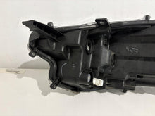 Laden Sie das Bild in den Galerie-Viewer, Frontscheinwerfer Toyota Yaris K0-6EU Rechts Scheinwerfer Headlight SCH5564314955pm